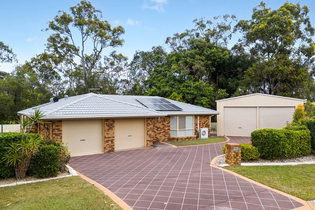 18 Maxwell Place, Wynnum West, QLD 4178
