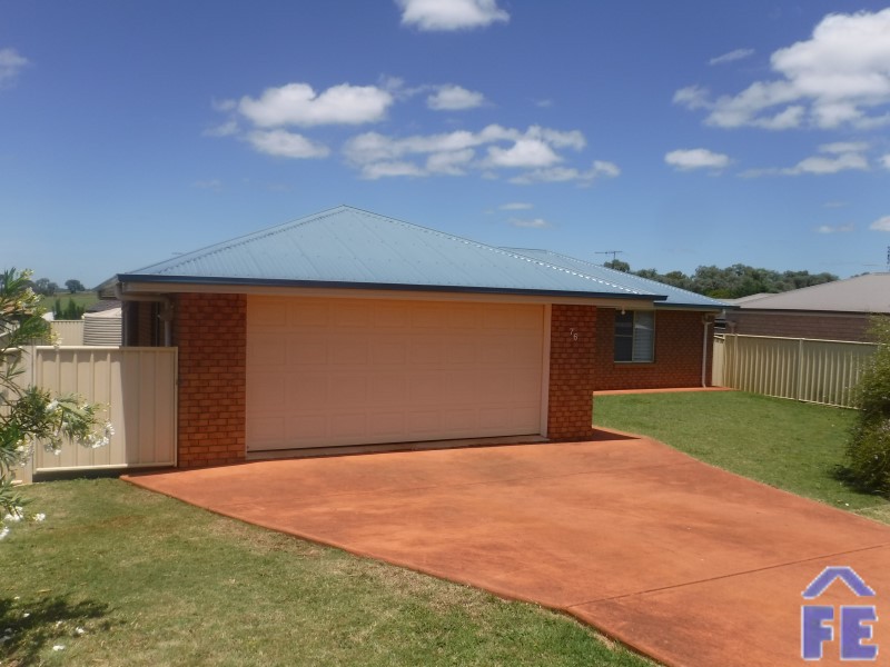 76 WINDSOR CIR, KINGAROY QLD 4610, 0 રૂમ, 0 બાથરૂમ, House