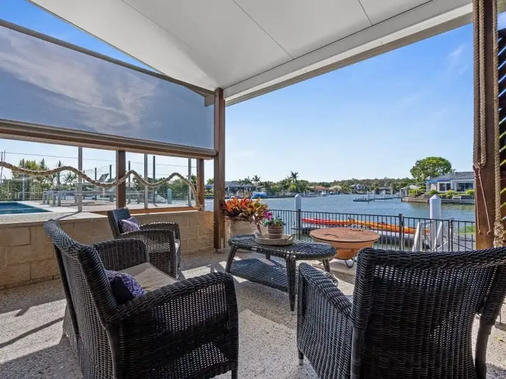 Banksia Beach 4房 梦想海景豪宅 4卧3浴 超大空间 私人泳池 顶级厨房 The best Qld waterfront living has to offer! At an amazingly low price!