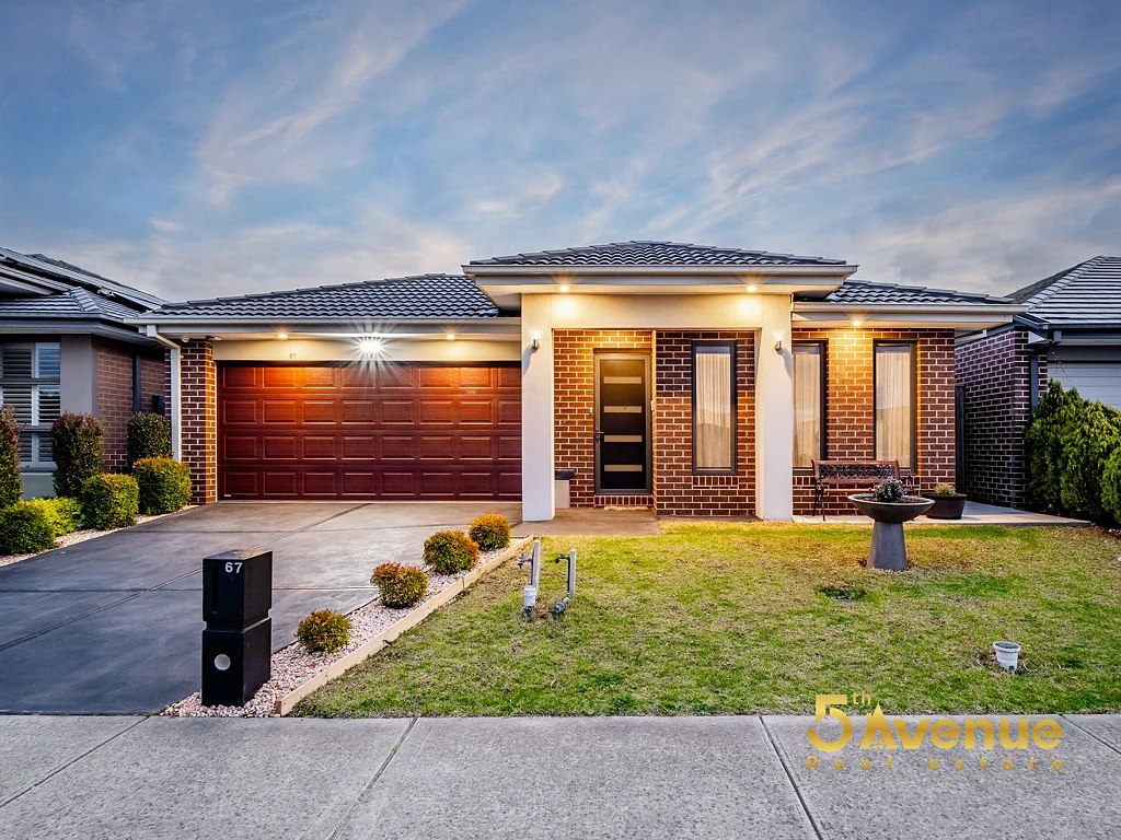 67 Quarters Boulevard, Cranbourne West, VIC 3977