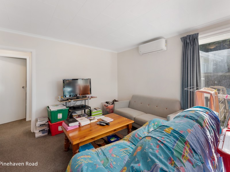 52 Pinehaven Road, Pinehaven, Upper Hutt, 5 રૂમ, 0 બાથરૂમ