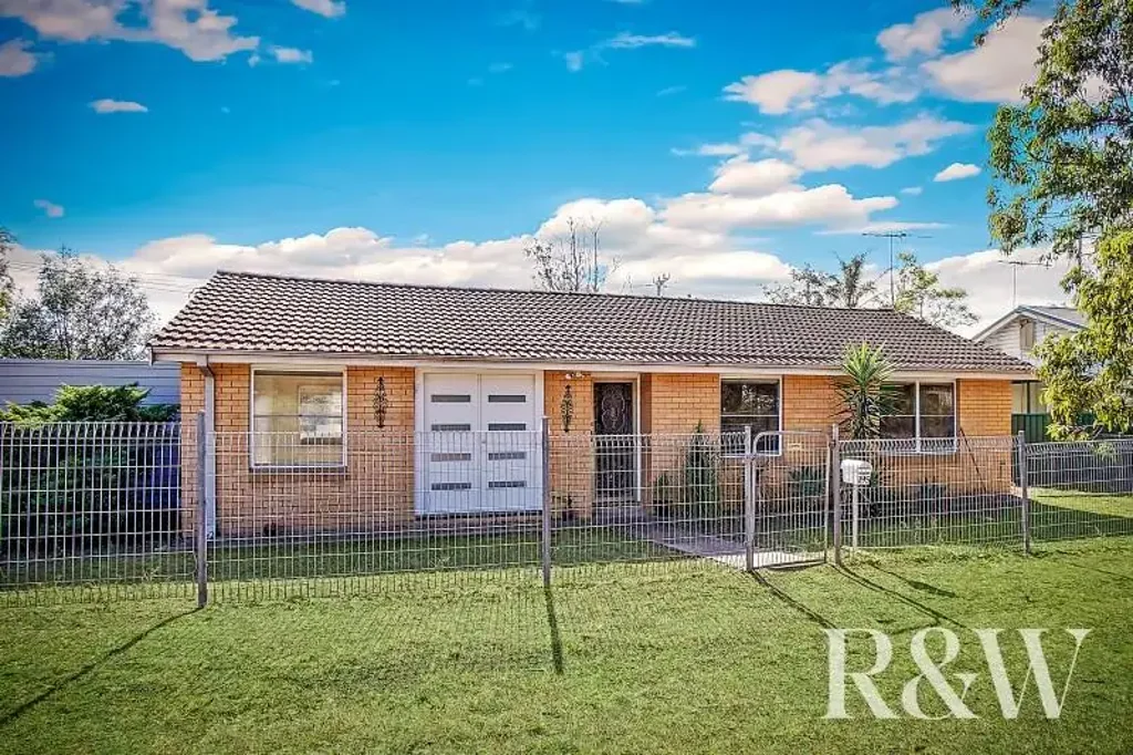 SPACIOUS FAMILY HOME!