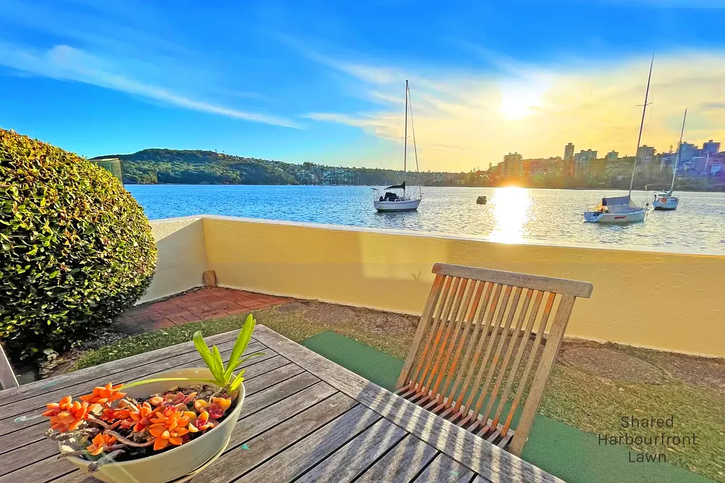 Manly 2 Bedroom PRIZED HARBOURFRONT LIFESTYLE