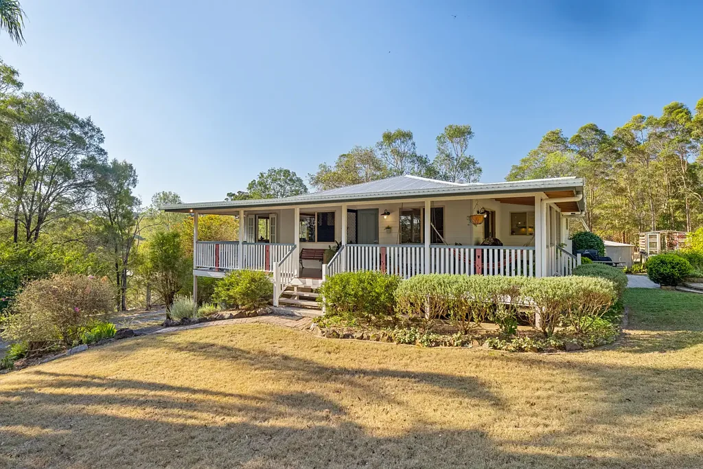 10 Wacal Road, Mothar Mountain, QLD 4570