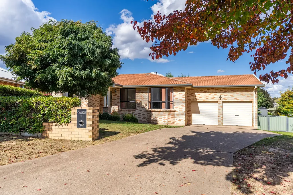 7 Betts Place, Orange, NSW 2800