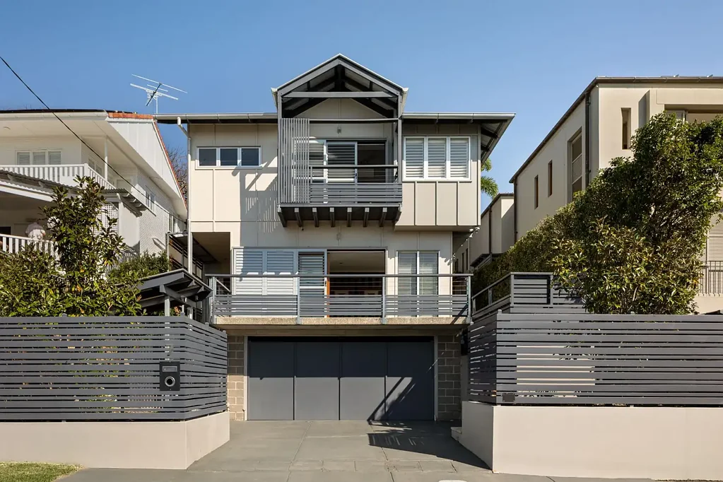 Clayfield 4房  Exclusive location, luxury lifestyle, family design