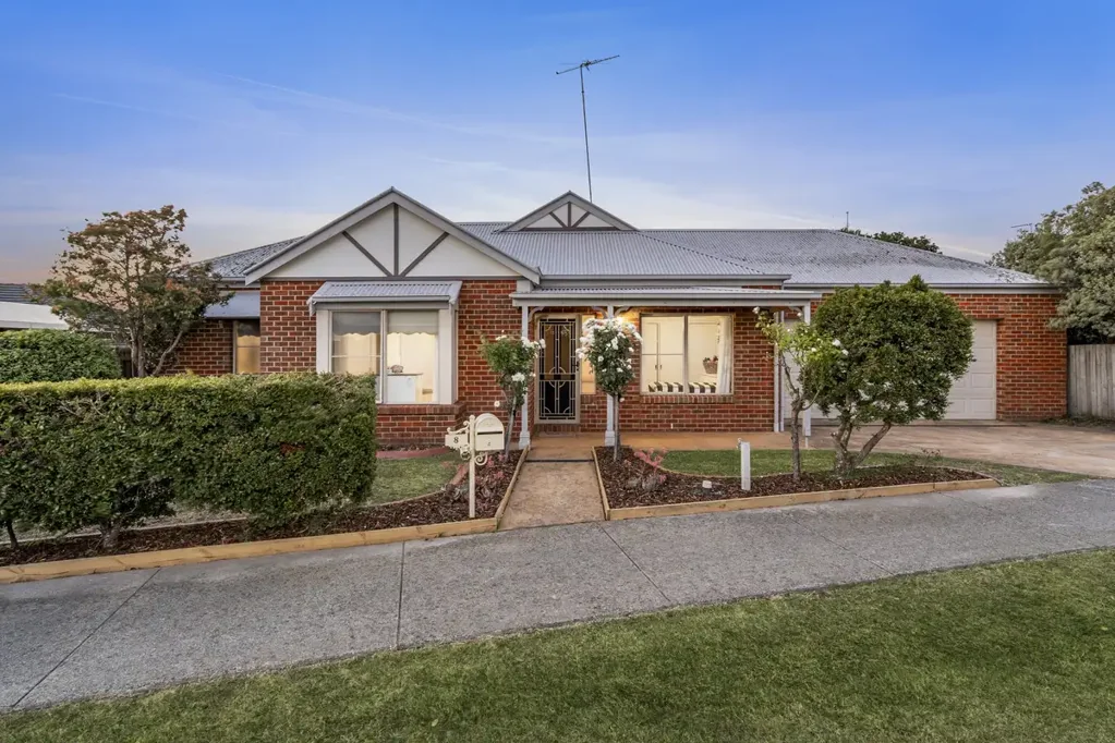 8 Recreation Drive, Leopold, VIC 3224