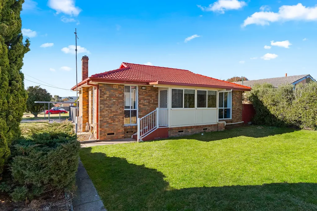 Goulburn 3 Bedroom Fresh, Fun & Fully Renovated