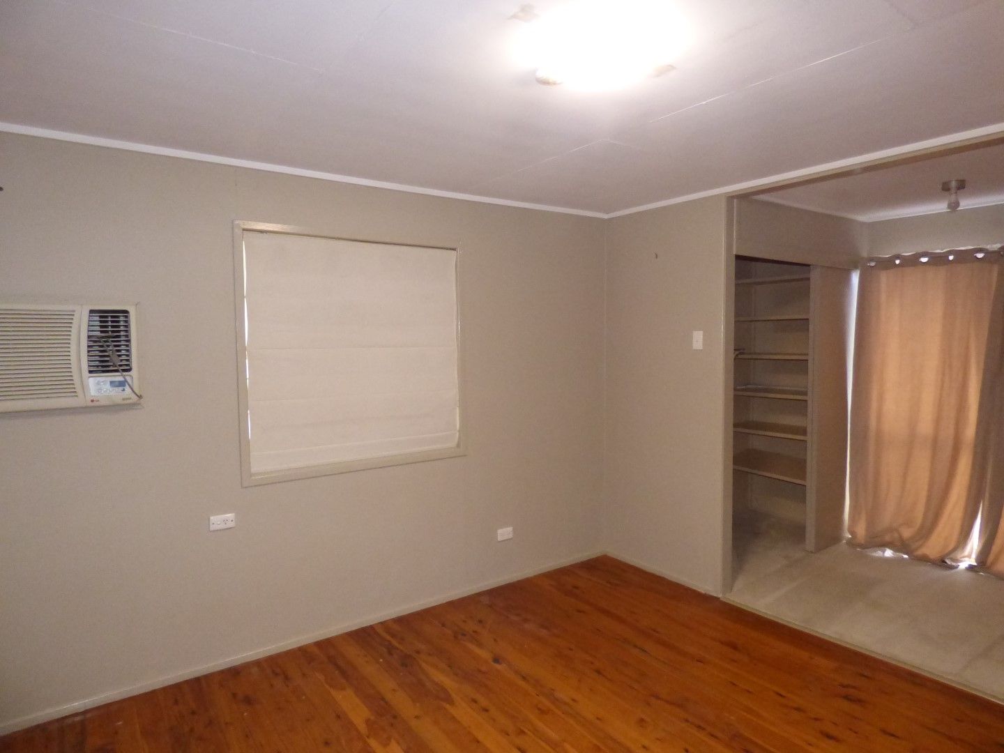 42 KENNY LANE, ST GEORGE QLD 4487, 0房, 0浴, House