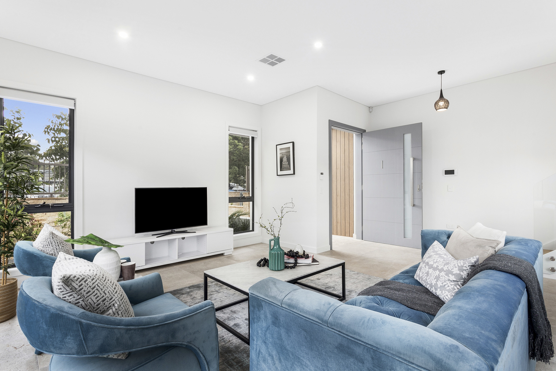 UNIT 1 63 NORTHCOTE AV, CARINGBAH SOUTH NSW 2229, 0 Bedrooms, 0 Bathrooms, House