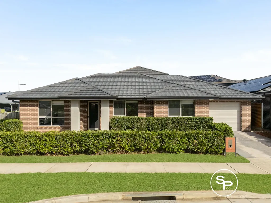 23 Banfield Drive, Oran Park, NSW 2570