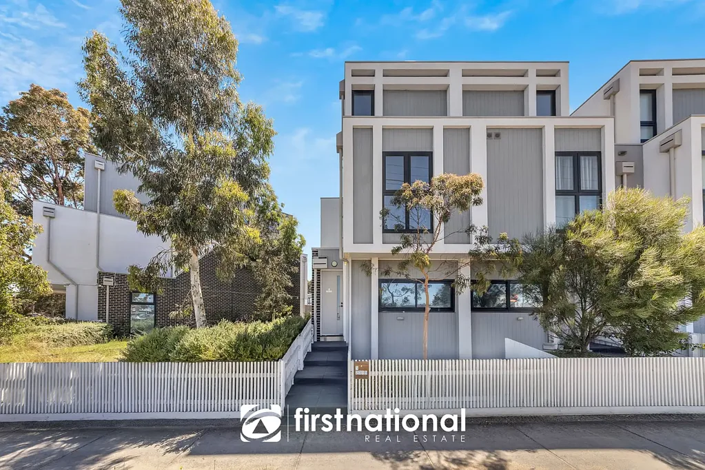 Mulgrave 4 Slaapkamer Stylish & Spacious Modern Townhouse!