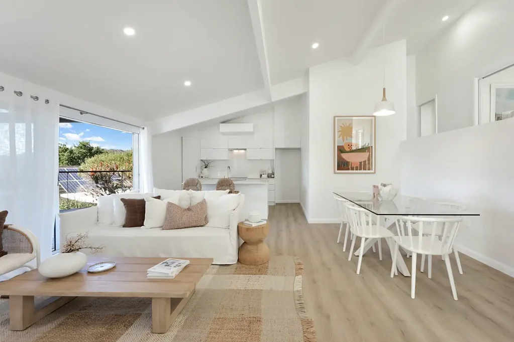 Avoca Beach 4 Bedroom Renovated Family Home