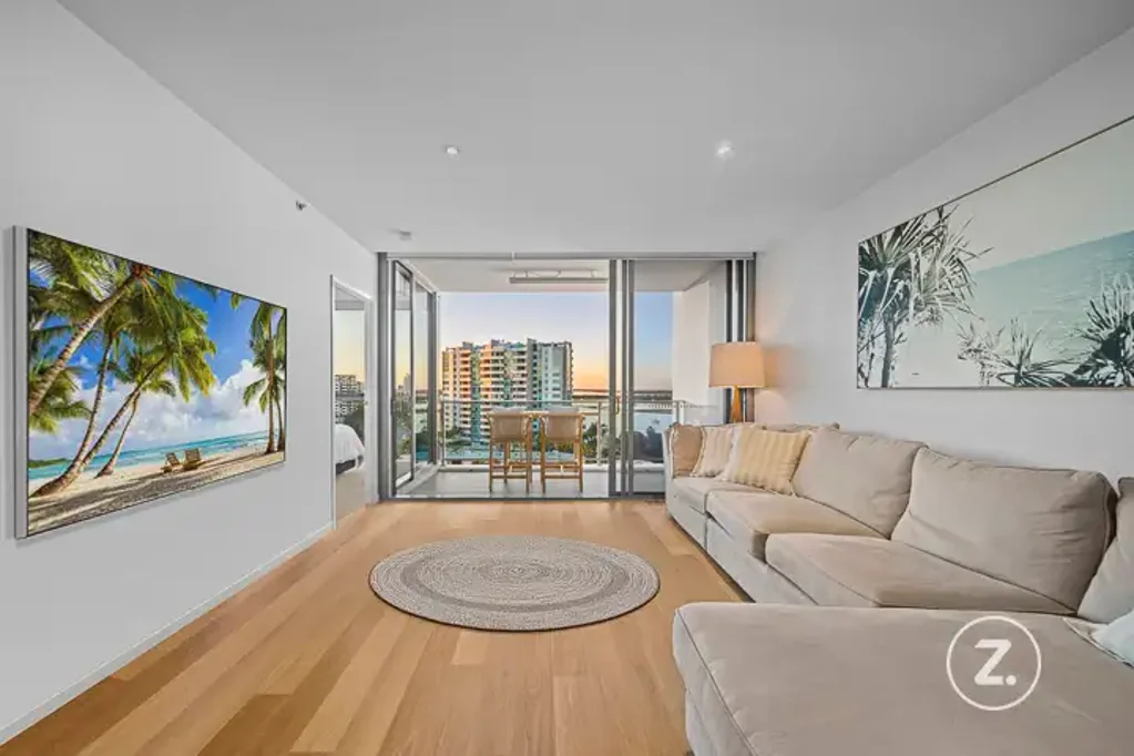 1019/19 Imperial Parade, Labrador, QLD 4215