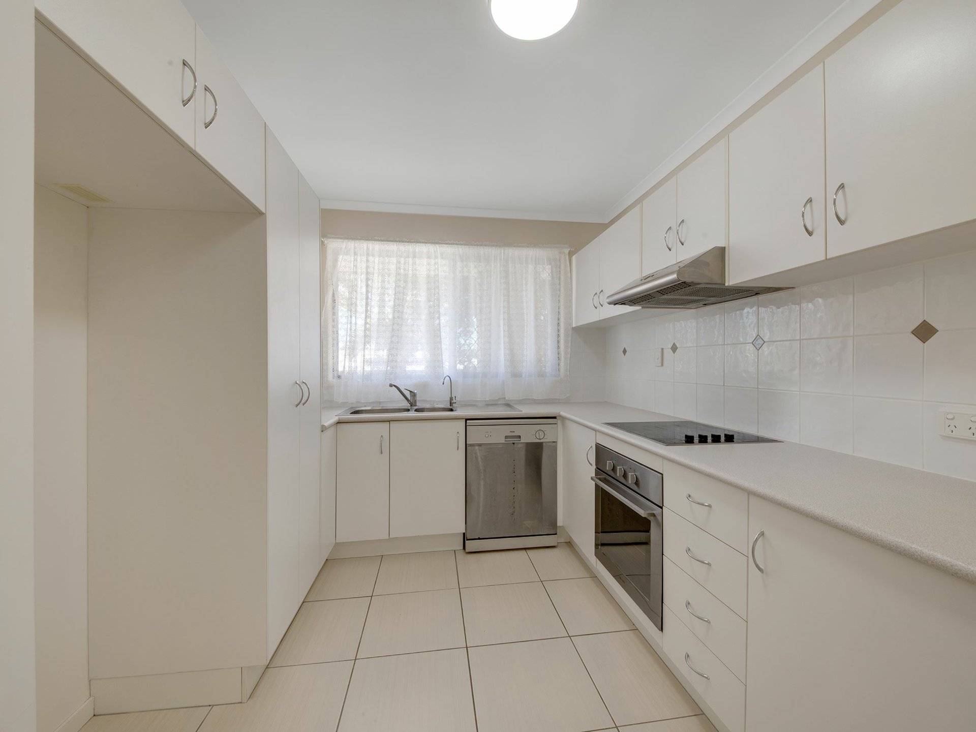 11 GOLF VIEW DR, BOYNE ISLAND QLD 4680, 0 ห้องนอน, 0 ห้องน้ำ, House