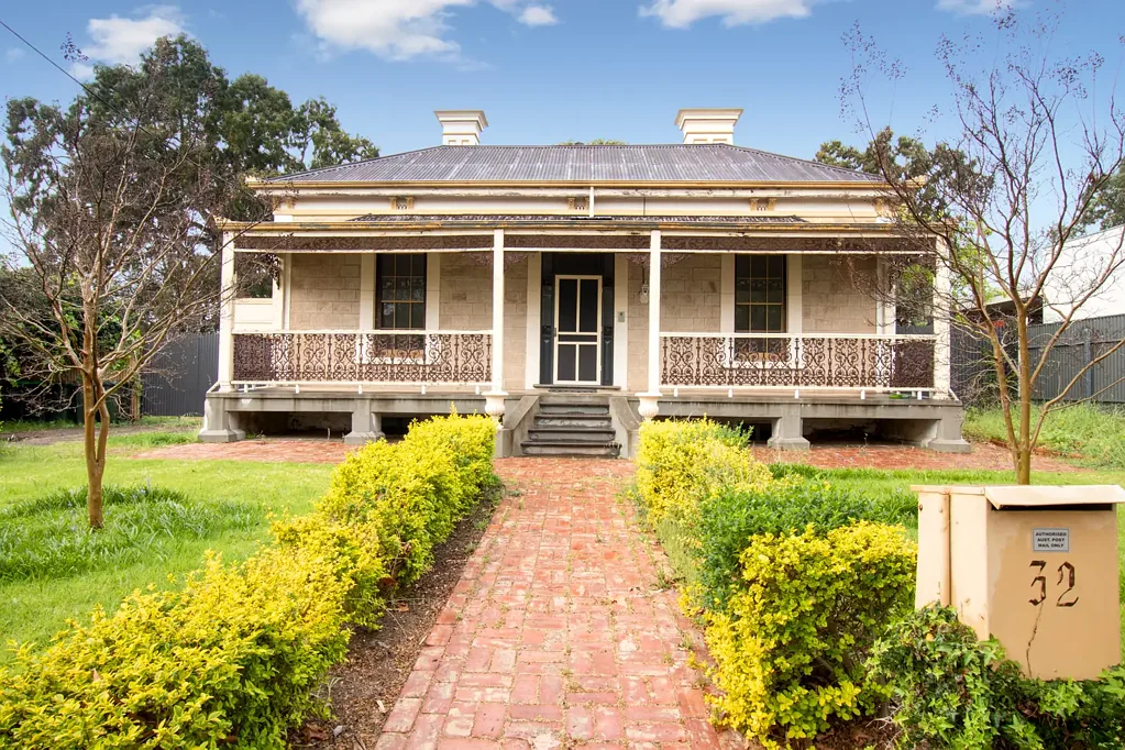 Premium Norwood Living - 4 Bedrooms, Study & Large Backyard