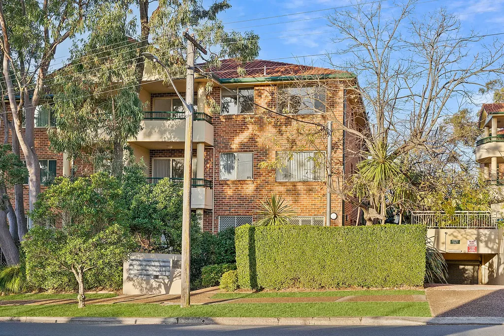 Two Bedroom Unit in Prime Location