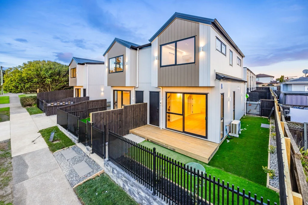 Papatoetoe 2房  A Blend of Quality, Convenience & Location!! Act now