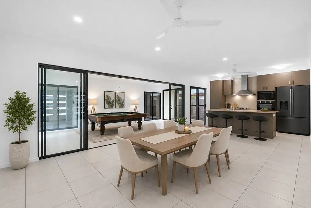 Mount Sheridan 4部屋 THE ULTIMATE FAMILY FLOOR PLAN - SPACE, STYLE, SIDE ACCESS & ENORMOUS ENTERTAINING