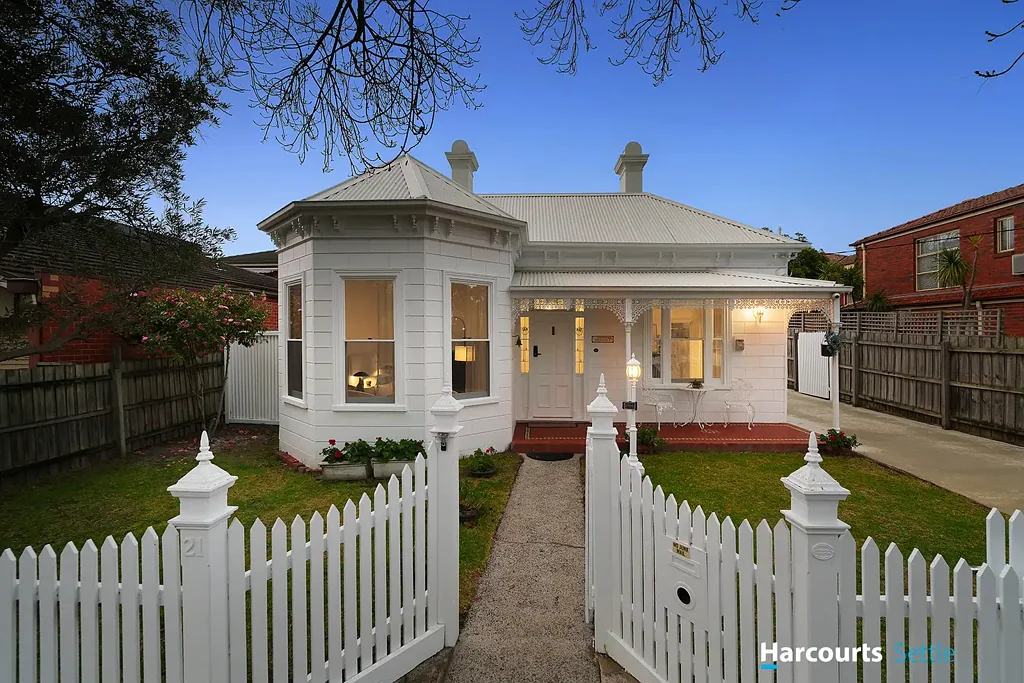 Glen Huntly 4 Slaapkamer Period Charm Meets Contemporary Comfort
