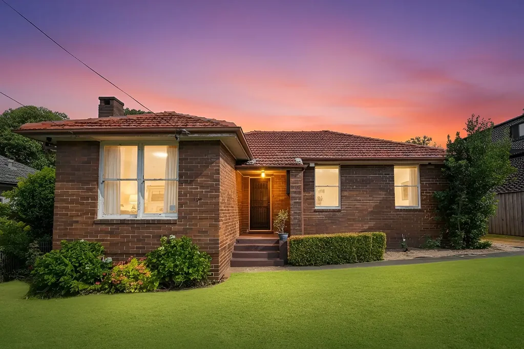 Ermington 4ਬੈੱਡਰੂਮ Rare 496sqm block with rear lane access