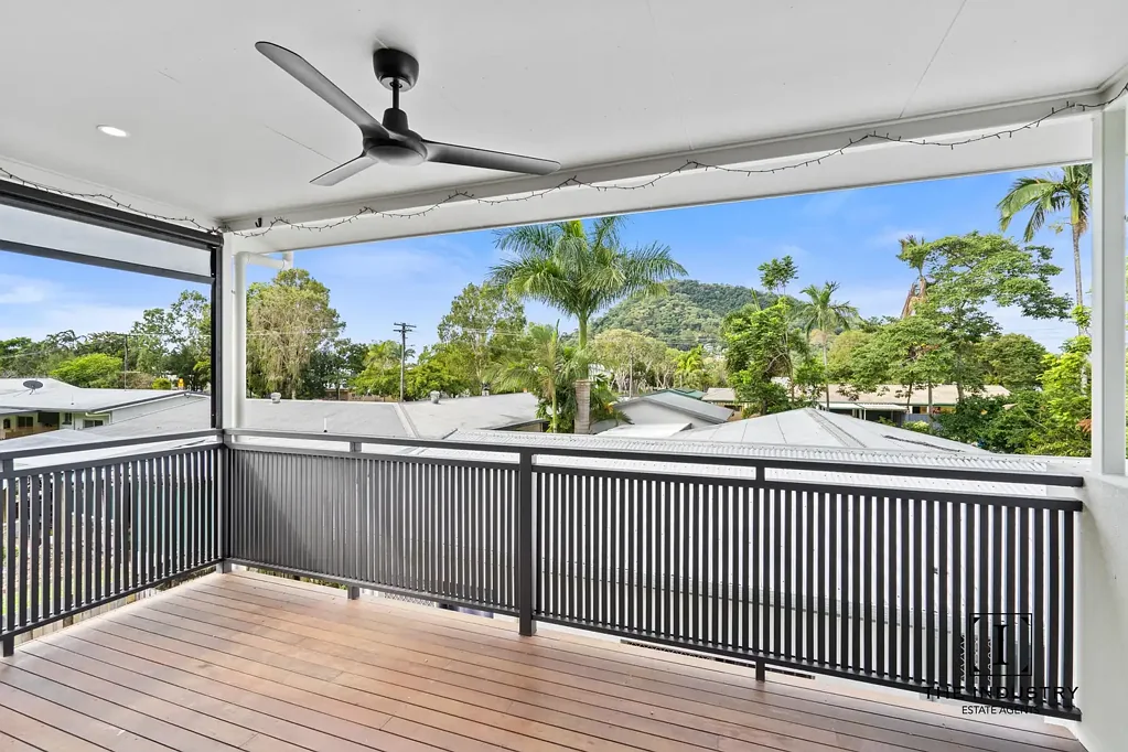 4 Morobe Close, Trinity Beach, QLD 4879