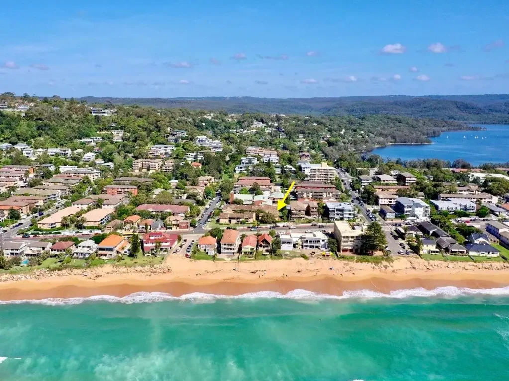 Furnished Beachside Living in Narrabeen