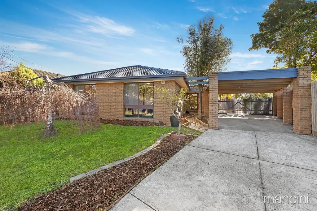 Altona Meadows 3房 坐落于适合家庭居住地块上的可爱单层住宅 Lovely Single-Level Home on Family-Friendly Landscape