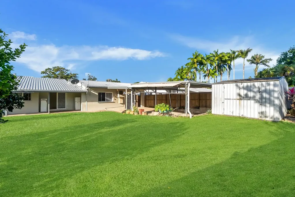Bentley Park 3房  THE IDEAL HOME FOR ALL THE FAMILY....INSIDE AND OUT