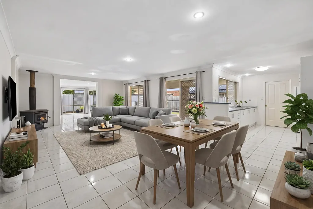 Banora Point 4房  Expansive Living with Pool - Motivated Seller Demands Immediate Action