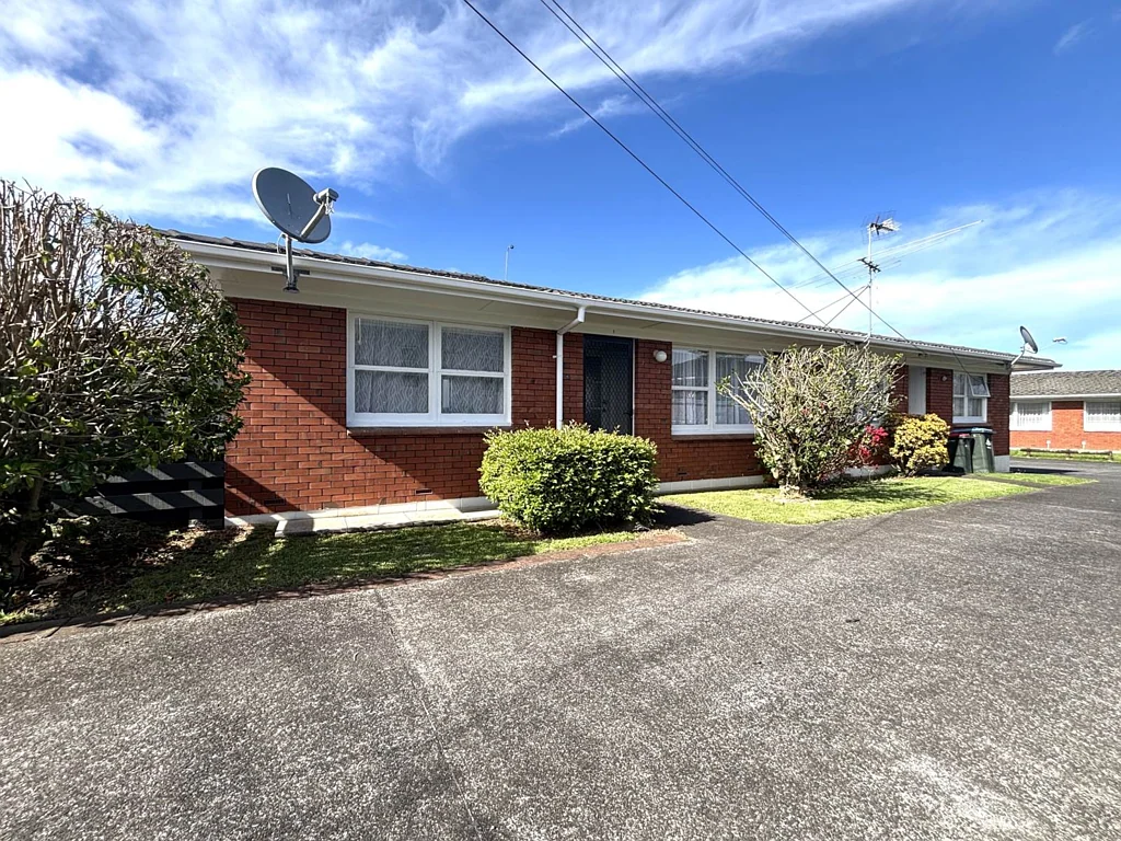 Adorable 2 bedroom home in Mt Wellington