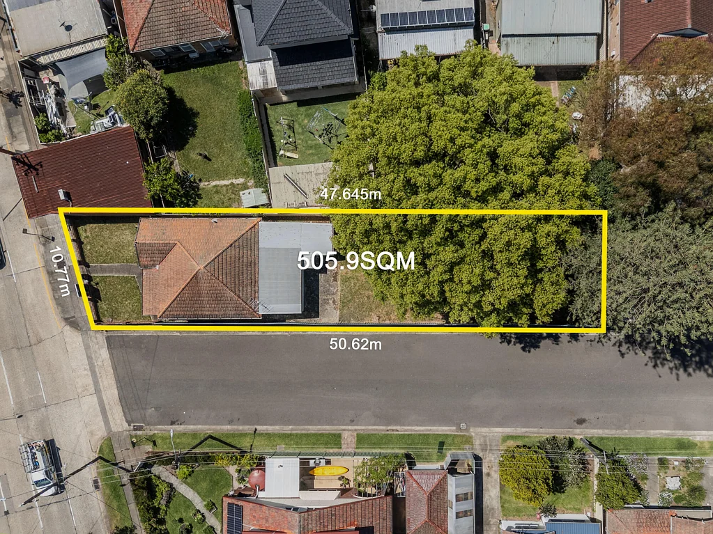 Bexley 3Kwarto Timeless Character & Exciting Renovation Potential on a Versatile Corner Block