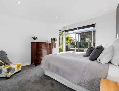 8 Intrepid Crescent, Beachlands, Manukau City, 5 ਕਮਰੇ, 2 ਬਾਥਰੂਮ, House