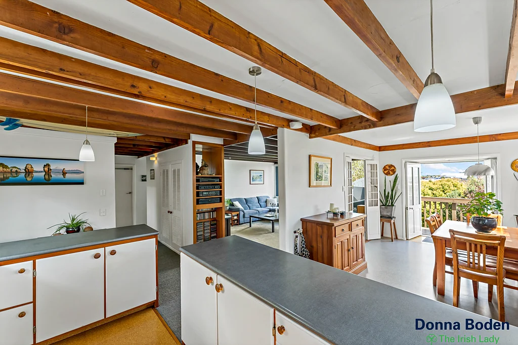 Pukekohe 4બેડરૂમ Family Home, cosy, warm, with space to grow
