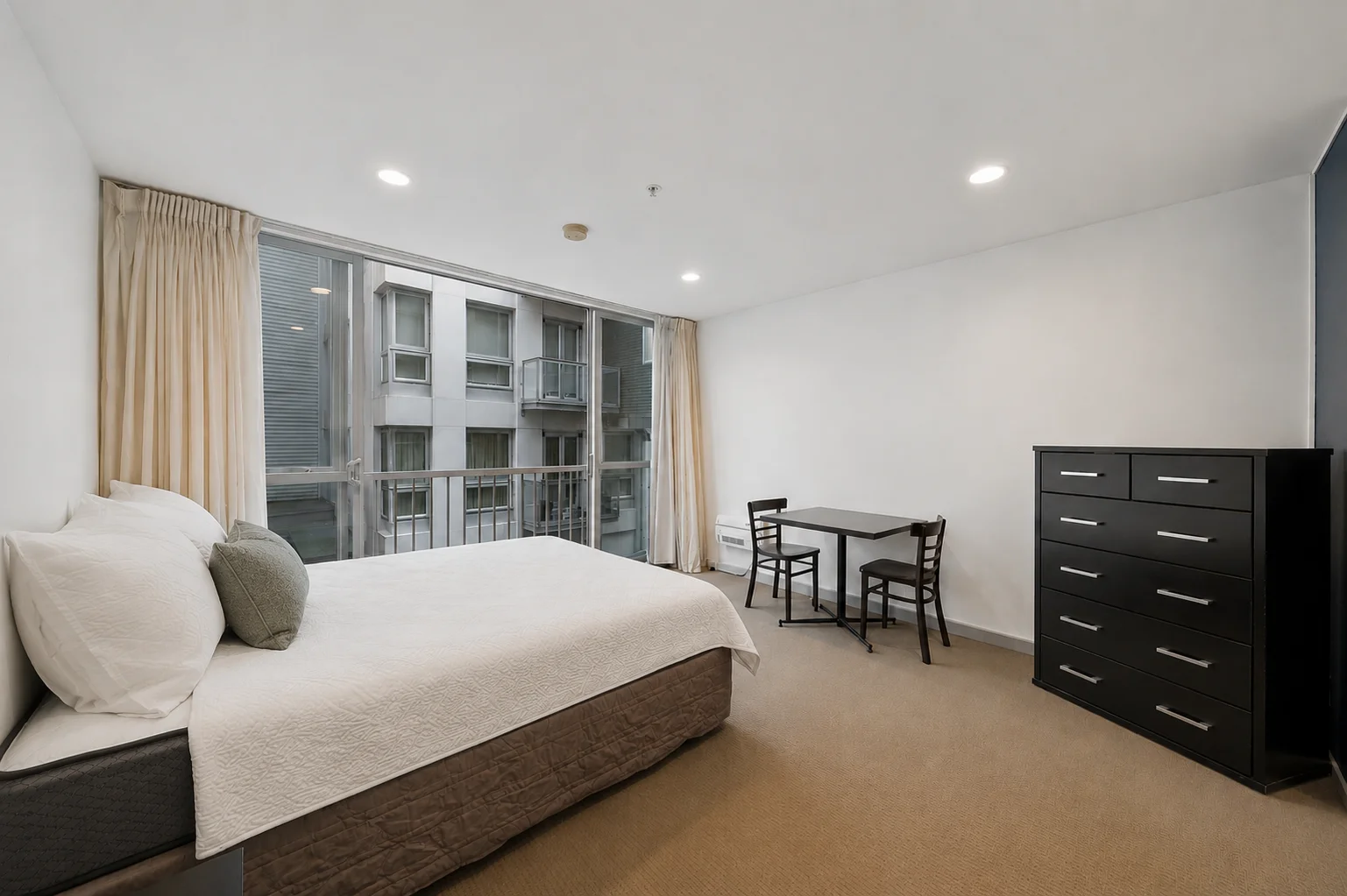 Wellington Central 1कमरा Stylish, Central & Ready to Go