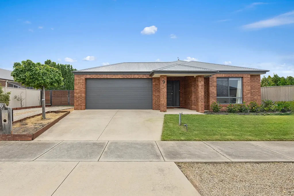 Mooroopna 3房  Modern Family Living in Prime Mooroopna Estate!