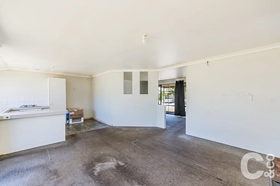 ਰਹਿਣ ਵਾਲਾ ਕਮਰਾ - 24 Dalrymple Drive, Leda, WA 6170