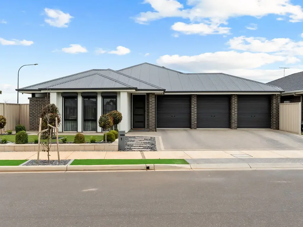 Angle Vale 4 Bedroom Welcome Home.