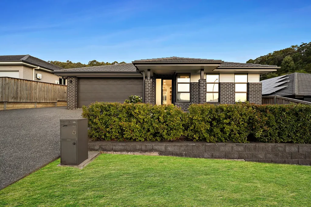 6 Crampton Street, Boolaroo, NSW 2284