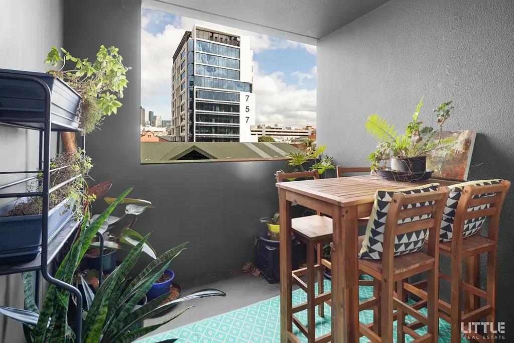 Fortitude Valley 1 Bedroom Brisbane's most vibrant neighborhood