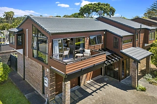 1/11 Faulkner Road, Northcote Point, North Shore City