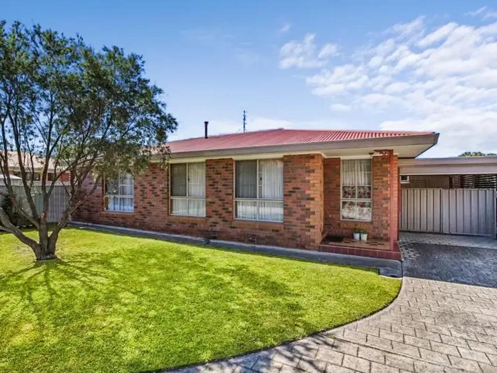 2/19 Odea Crescent, Kangaroo Flat, VIC 3555