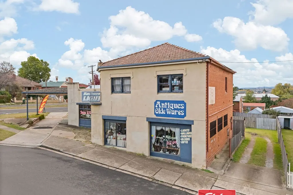 Bathurst 2Zimmer High Profile, Unique, Landmark Opportunity!!!