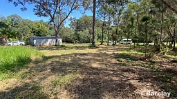 10 Wobur St, Lamb Island