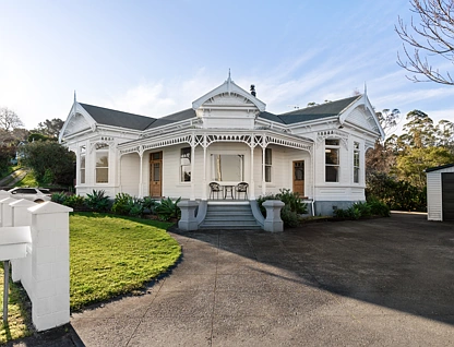 26 Hill Road, Whataupoko, 4部屋, 2バスルーム, House