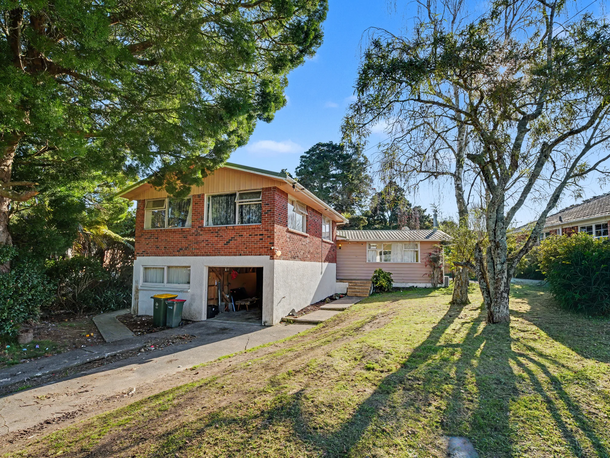 Hillpark 3Moenga Do-Up Opportunity !