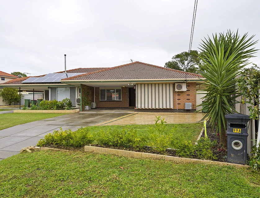 99A Gilbertson Road, Kardinya, South West Perth, 3 Kuwarto, 1 Banyo, Apartment