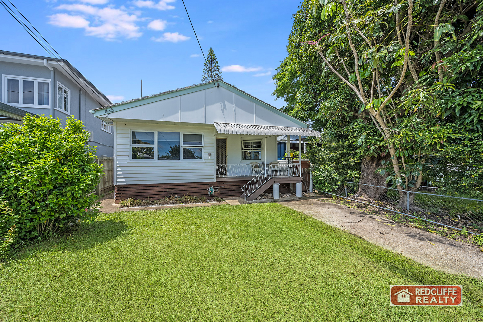 8 INGLIS ST, WOODY POINT QLD 4019, 0 ห้องนอน, 0 ห้องน้ำ, House