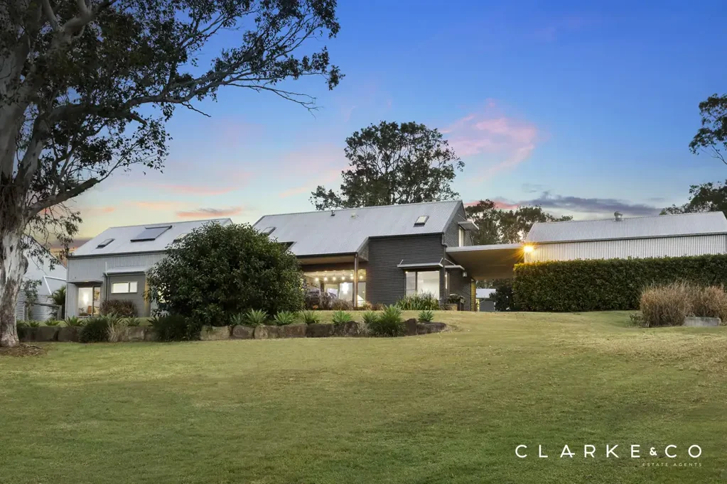 Bolwarra Heights 4Kwarto UNRIVALLED VIEWS, UNFORGETTABLE CUSTOM DESIGN!