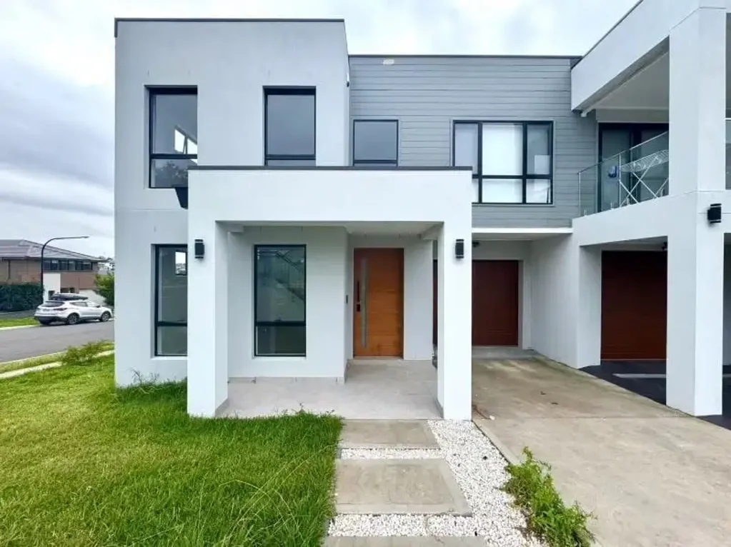 Bright And Airy Four-bedroom Family Home In Convenient Location